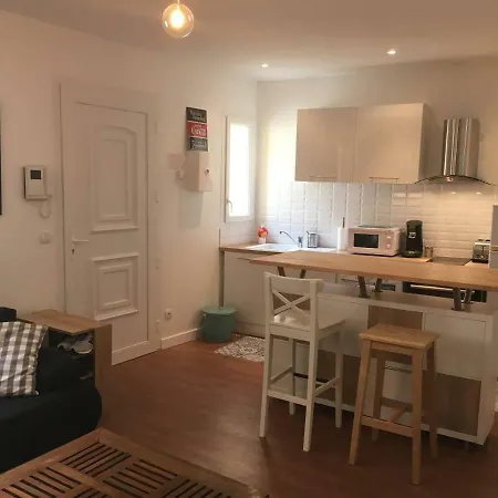 Cosy Et Calme F2 En Plein Centre Ville Apartmán