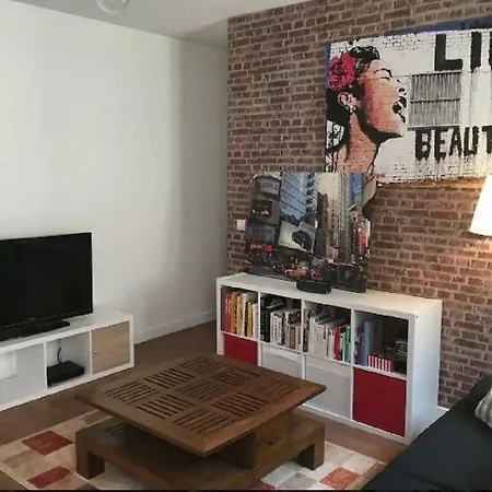 Cosy Et Calme F2 En Plein Centre Ville Apartmán Vichy